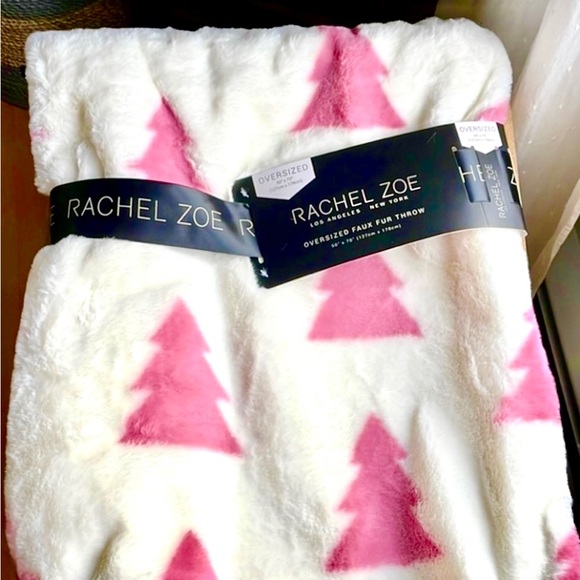 Rachel Zoe Other - 🎉HP🎉🌲RACHEL ZOE Soft, plush oversized Holiday Faux Fur Throw🌲NWT🌲
